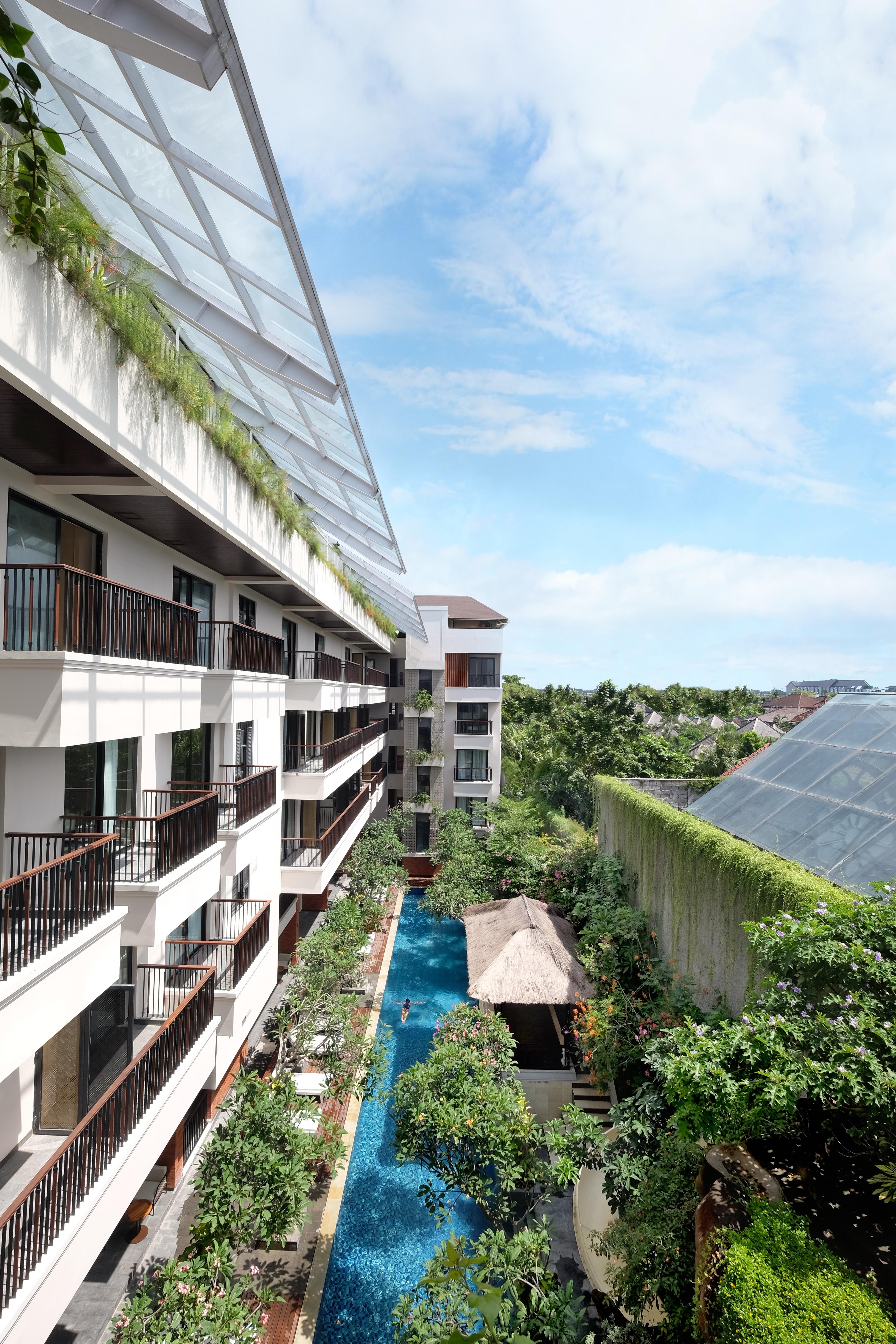 Jambuluwuk Oceano Seminyak Hotel Exterior foto